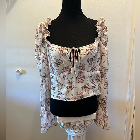 $15 sale New Missguided tie neck crop top blouse frill floral 0114 ASOS w ♥️59 - Picture 5 of 12